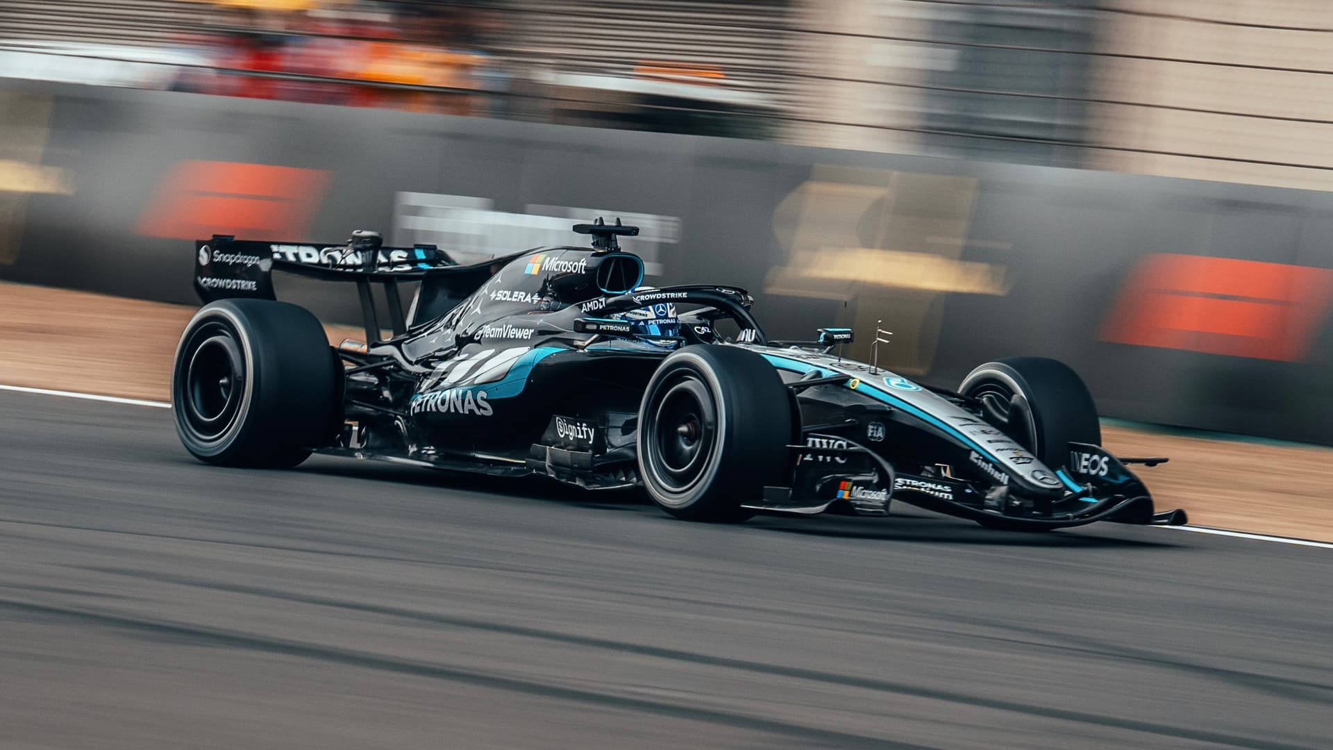 Mercedes, il dettaglio inedito dei flap mobili anteriori al servizio del pilota